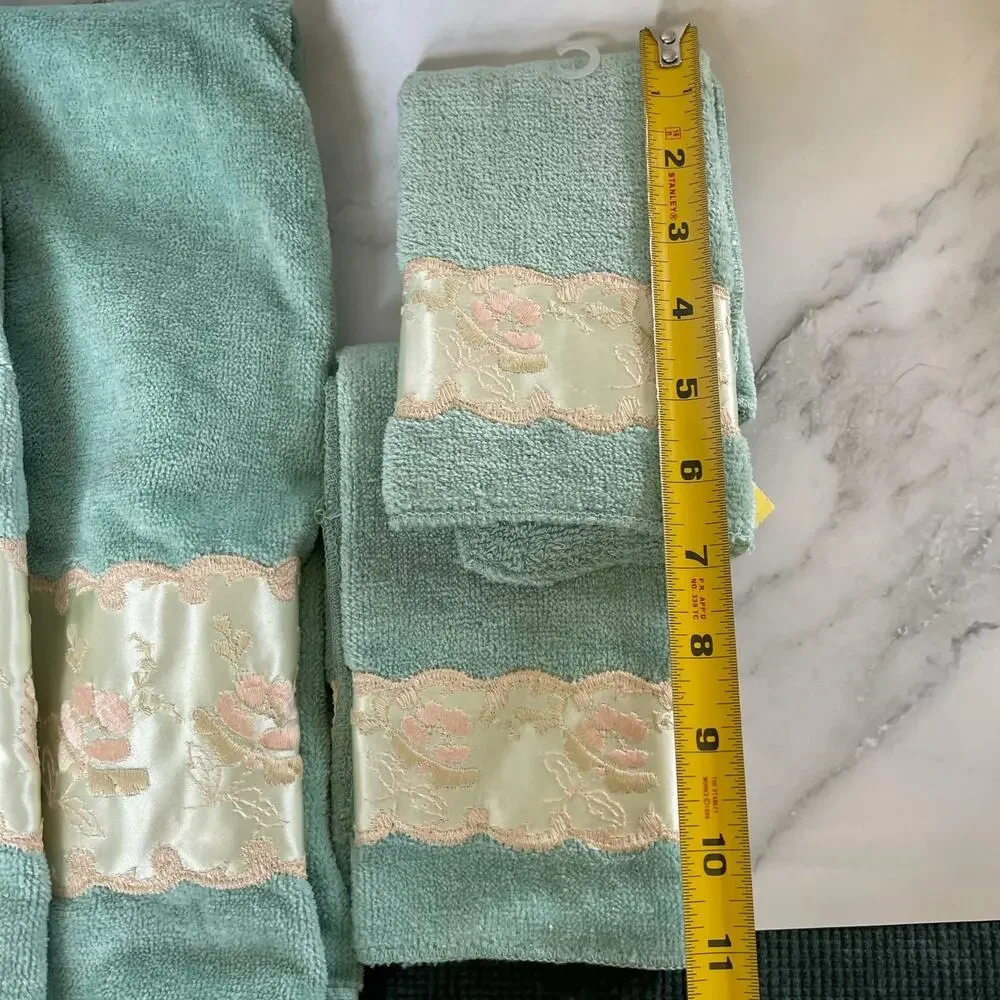 Vintage 1980s After Bath Luxury 4 Pc Towel Set Seafoam Floral Satin NOS
